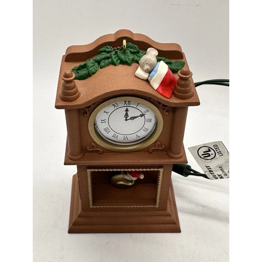 Hallmark 1994 Light-Up Clock Ornament Mouse Scene‎ Grandfather Style Works VTG